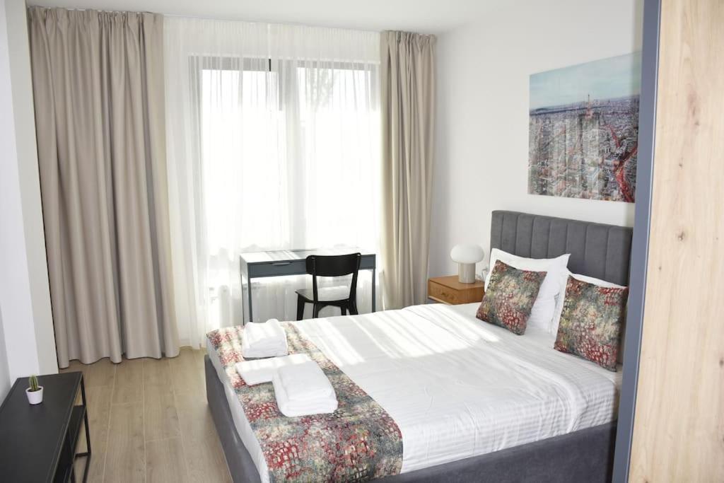 Tokiyo: A Lovely City Center 2 Bedrooms Apartment With Private Parking Sofya Dış mekan fotoğraf