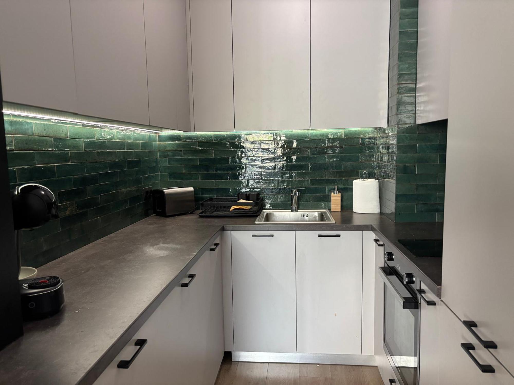 Tokiyo: A Lovely City Center 2 Bedrooms Apartment With Private Parking Sofya Dış mekan fotoğraf